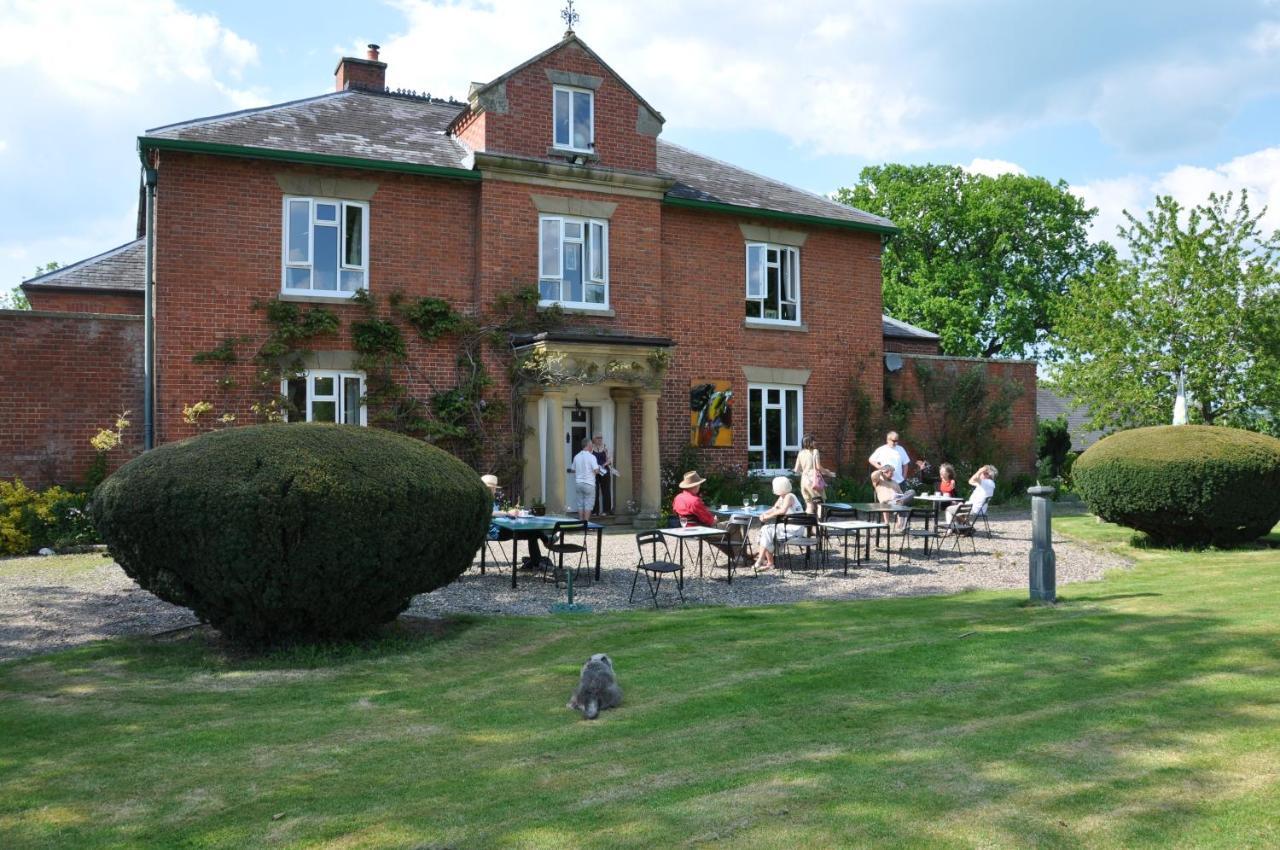 Mid Wales Arts B&B Caersws Εξωτερικό φωτογραφία